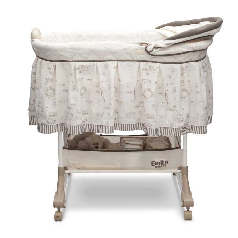 Rocking Bassinet with Bedding